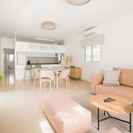 Magnífico Timón 8 * Pasito Blanco