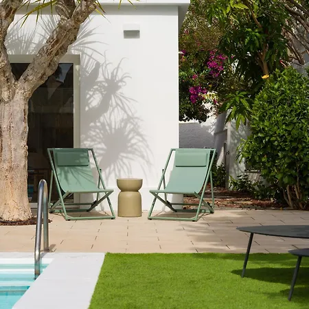 Magnífico Timón 8 * Pasito Blanco